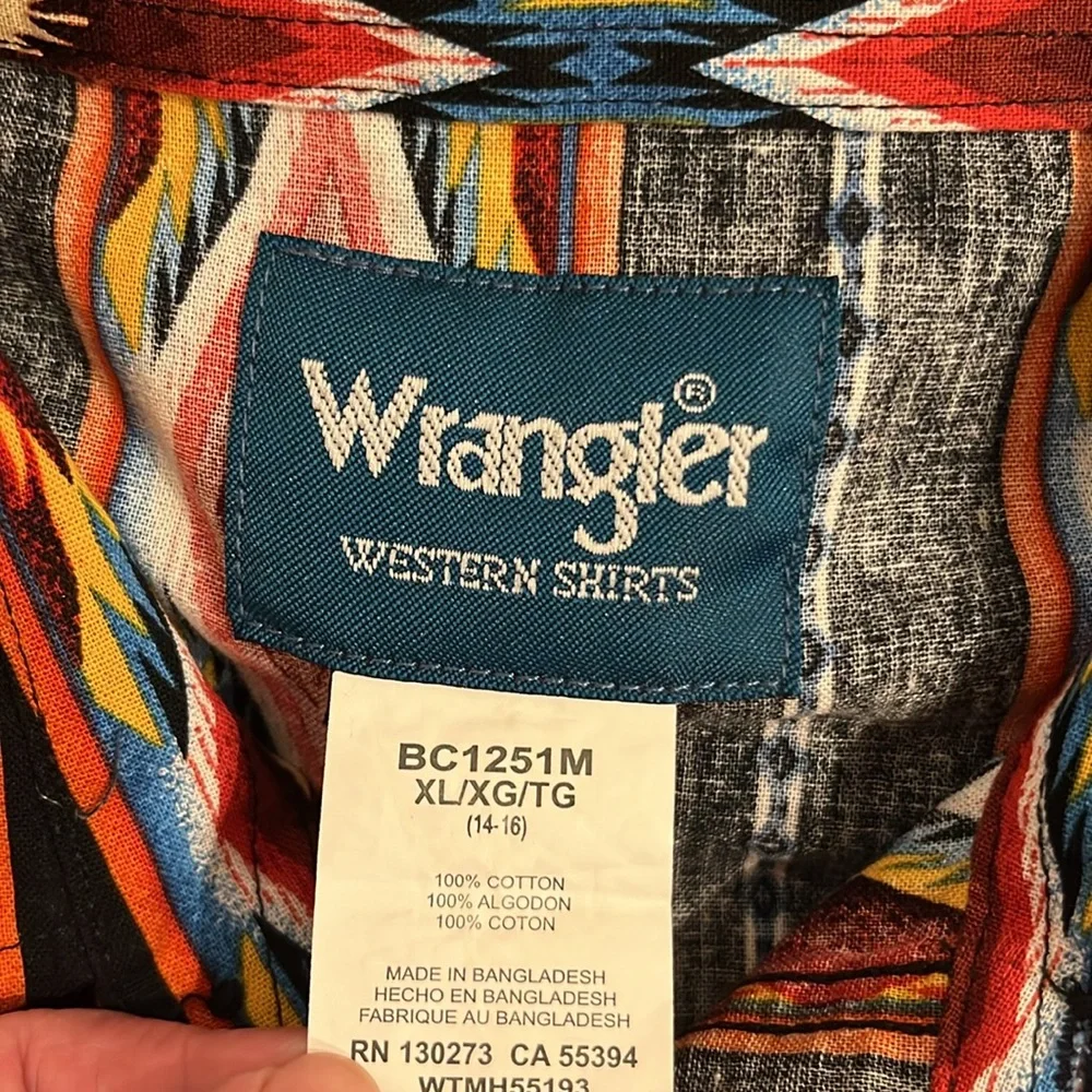 Vintage 80s Wrangler Aztec Snaps Western Cowboy Long Sleeve Shirt Boys Size XL